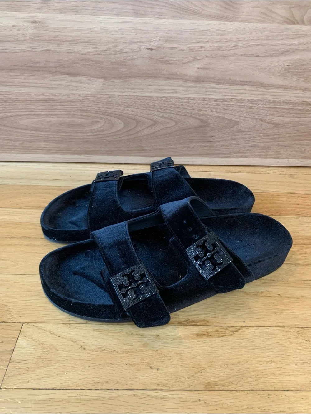Tory Burch Mellow Pave Black Sandals - Size 10